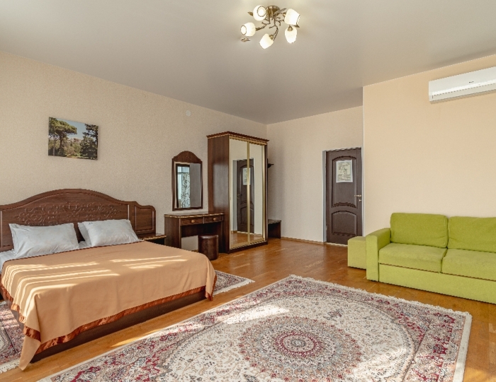 2-местное 1-комн. люкс (панорамный), корп. 7 - Санаторий «Узбекистан» Ялта