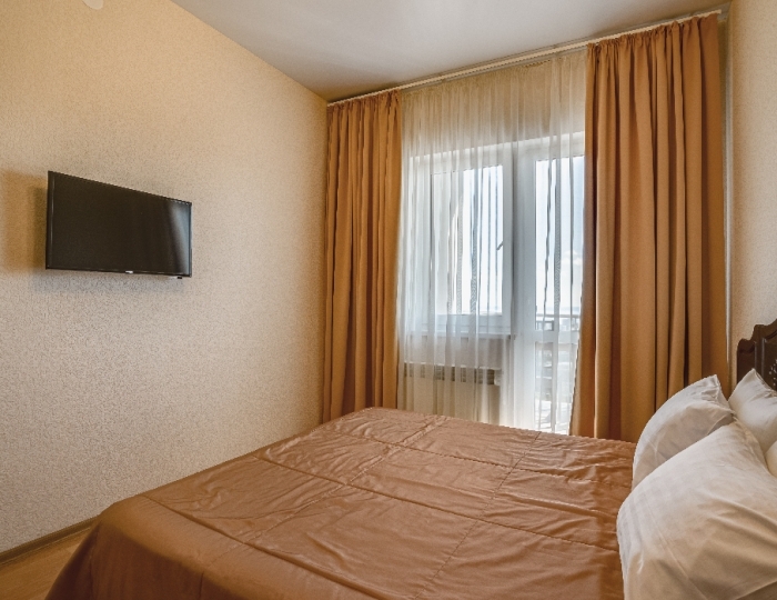 4-мест. 3-комн. люкс, корп. 7 - Санаторий «Узбекистан» Ялта