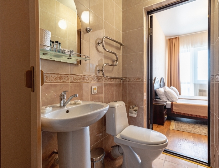 4-мест. 3-комн. люкс, корп. 7 - Санаторий «Узбекистан» Ялта