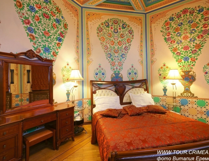 Апартаменты 4-местные 3-комнатные 1 этаж - Санаторий «Узбекистан» Ялта