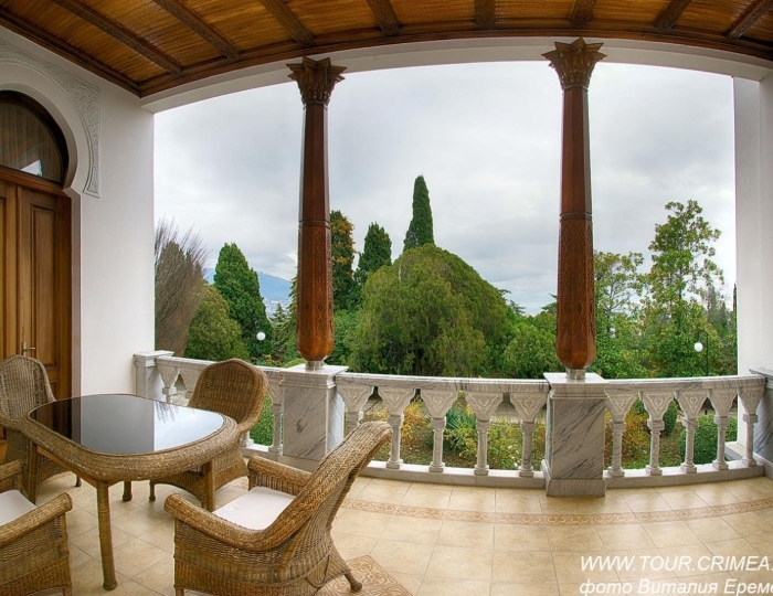 Апартаменты 4-местные 3-комнатные 1 этаж - Санаторий «Узбекистан» Ялта