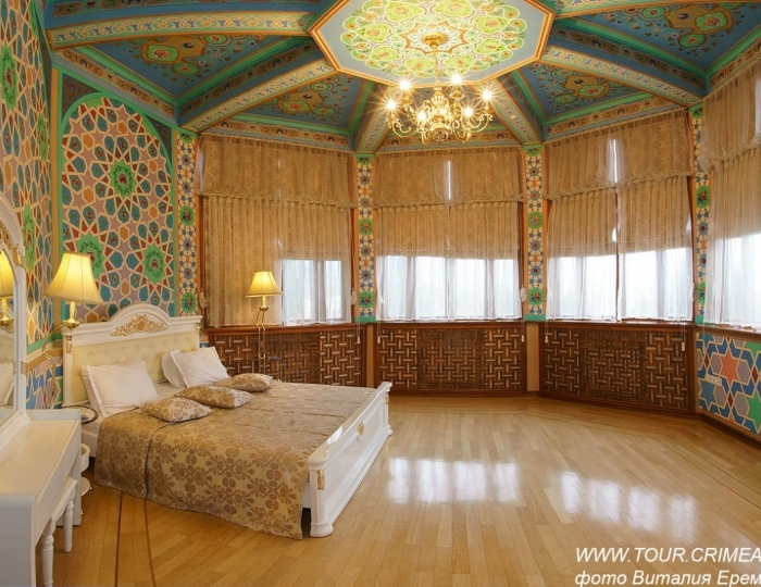 Апартаменты 4-местные 3-комнатные 2 этаж - Санаторий «Узбекистан» Ялта