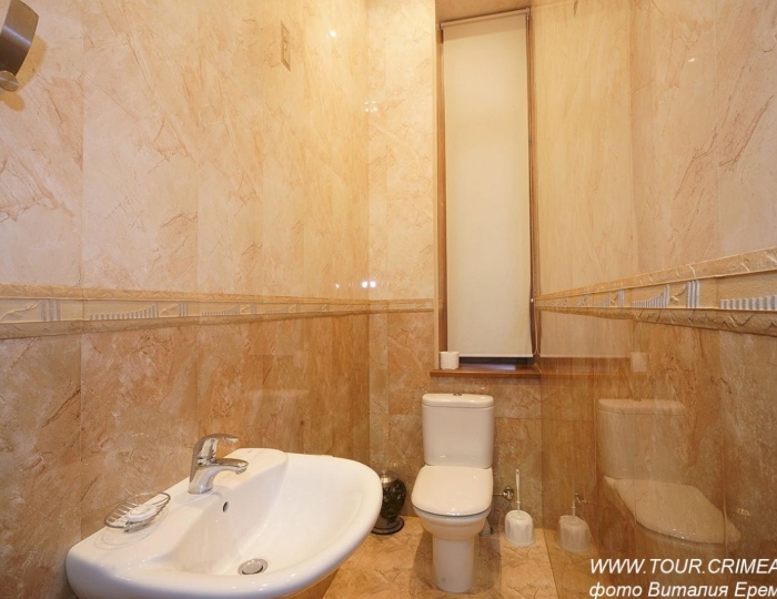 Апартаменты 4-местные 3-комнатные 2 этаж - Санаторий «Узбекистан» Ялта