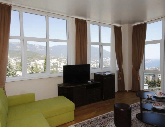 Санаторий «Узбекистан» Ялта